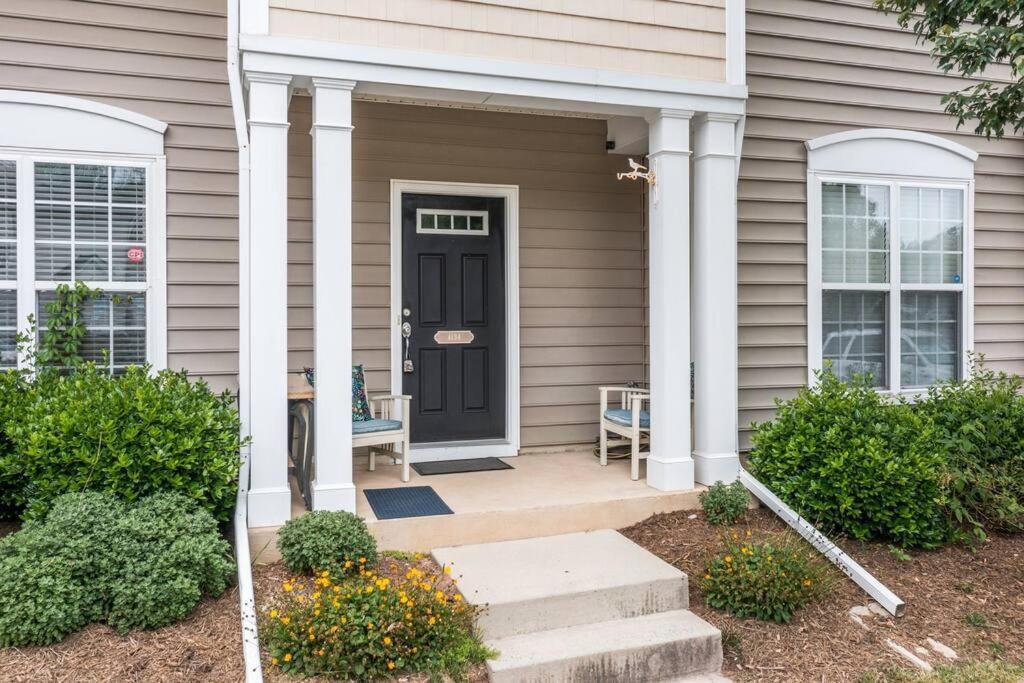 Peaceful, Townhome In Hope Valley Farms Durham Exterior photo