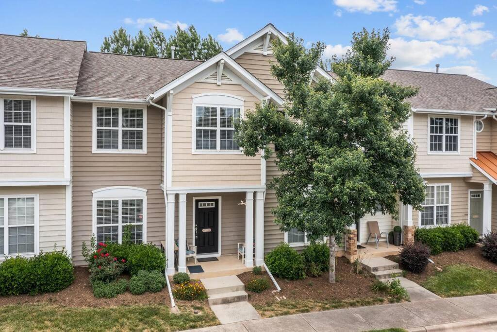 Peaceful, Townhome In Hope Valley Farms Durham Exterior photo